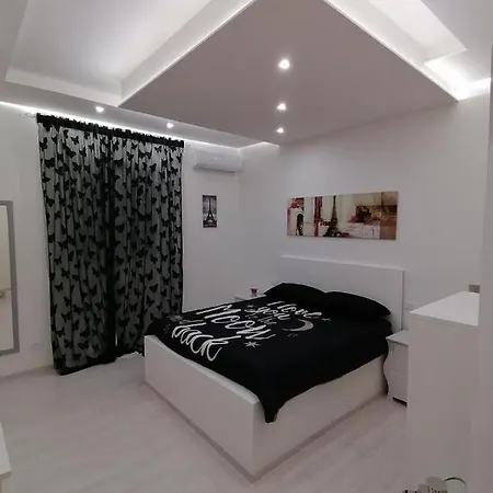 Maison Rinaldi Srl 3* バーリ